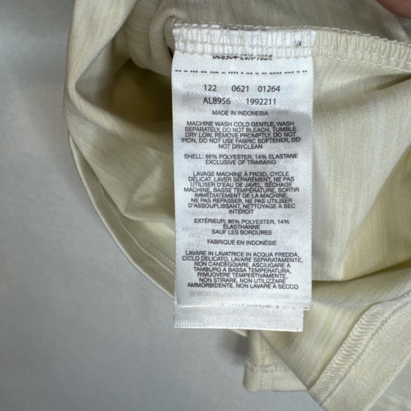 Columbia Womens Cropped T Shirt Cream M Short Sleeve Stretch Top - Picture 7 of 9